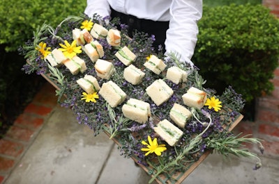 Children’s brand Janie and Jack recently hosted a pastel-hued garden party in Los Angeles. To further the spring theme, caterer Bites & Bashes passed nutritious bites in eye-catching rainbow colors on trays decorated with organic details including flowers and sprigs. See more: Springtime Event Ideas From Janie and Jack’s Cheerful Garden Party